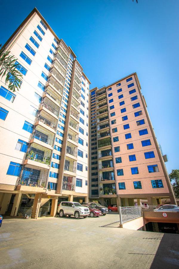 Tropical Themed 3Br And Dsq Apartment Nairobi Exterior photo